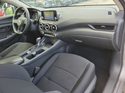Used 2024 Nissan Sentra S FWD image 9