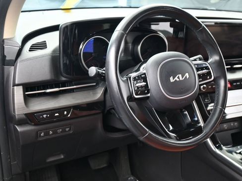 Used 2022 Kia Carnival SX FWD image 16