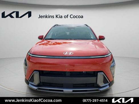 Used 2024 Hyundai Kona Limited FWD image 12