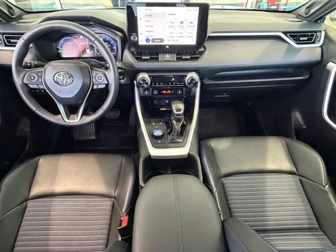 Used 2024 Toyota RAV4 XSE w/ Advanced Technology Package AWD/4WD image 33