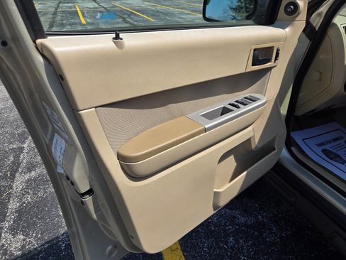 Used 2012 Ford Escape XLT image 18