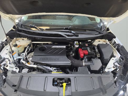 Used 2025 Nissan Rogue SV AWD/4WD image 10