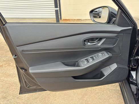 Used 2023 Honda Accord Sport image 39
