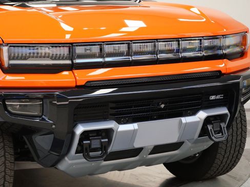 Used 2024 GMC Hummer EV 3X image 39