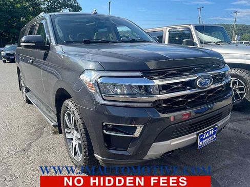 Used 2023 Ford Expedition Max Limited AWD/4WD image 9