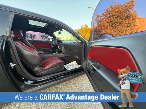 Used 2014 Dodge Challenger SXT RWD image 76