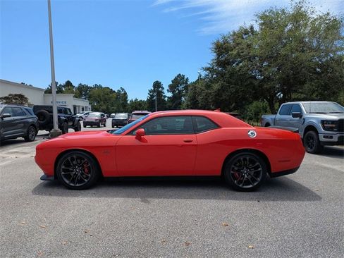 Used 2023 Dodge Challenger R/T w/ Plus Package image 6