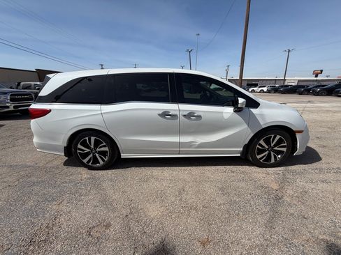 Used 2020 Honda Odyssey Elite image 8