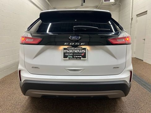 Used 2023 Ford Edge SEL AWD/4WD image 3