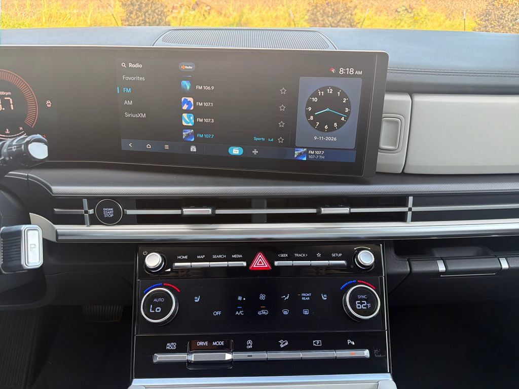 New 2027 Hyundai Santa Fe SEL FWD image 29