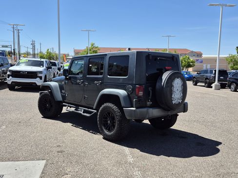 Used 2008 Jeep Wrangler X image 3