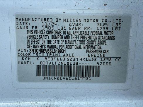 Used 2025 Nissan Versa SV FWD image 30