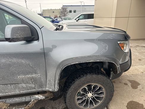 Used 2020 Chevrolet Colorado ZR2 image 12