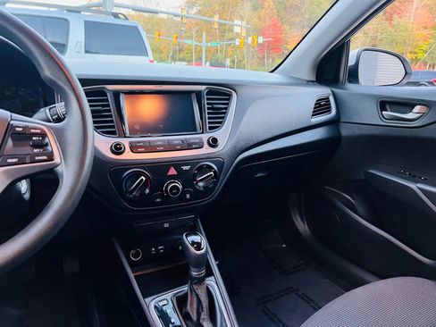Used 2019 Hyundai Accent SEL image 23