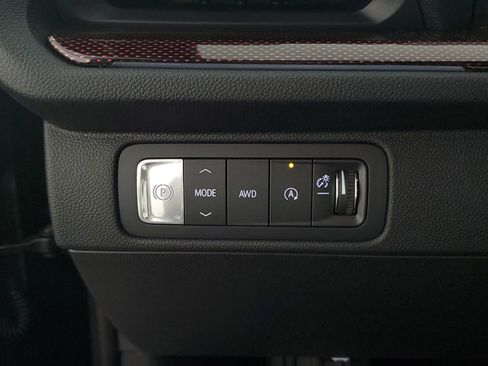New 2026 Chevrolet Traverse Z71 w/ Enhanced Driving Package AWD/4WD image 28