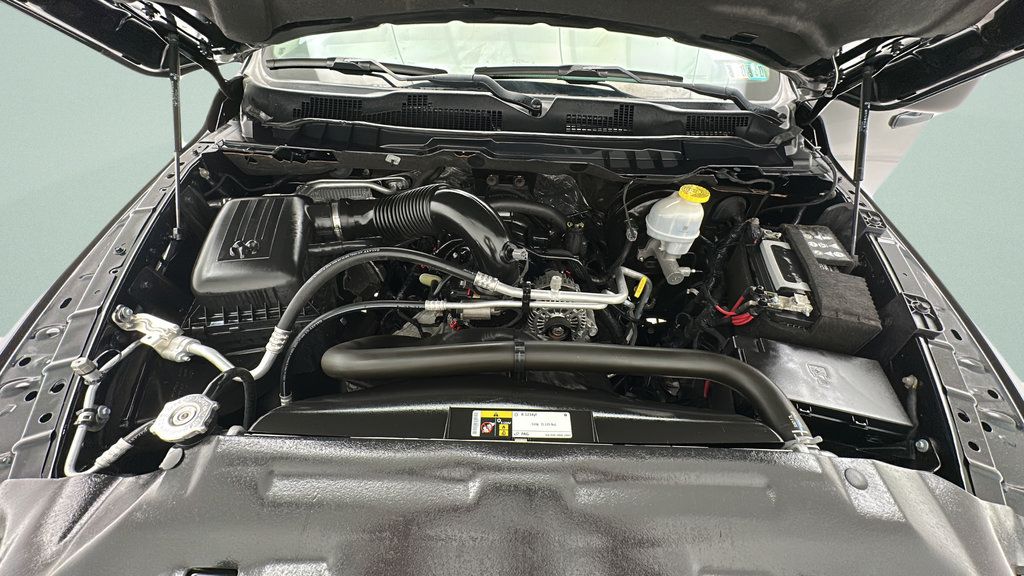 Used 2021 RAM 1500 Express AWD/4WD image 22