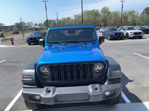 Used 2024 Jeep Wrangler Sport S image 2