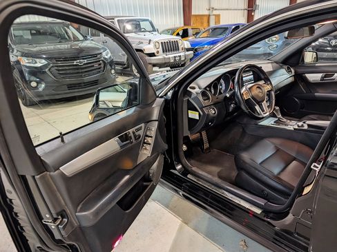 Used 2013 Mercedes-Benz C 300 4MATIC Sedan image 15
