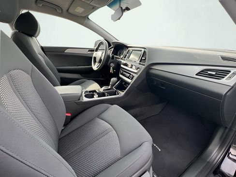 Used 2019 Hyundai Sonata SE image 25