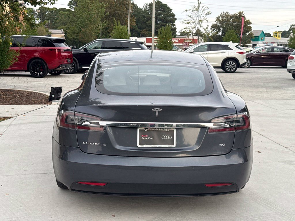 Used 2016 Tesla Model S 60 RWD image 4