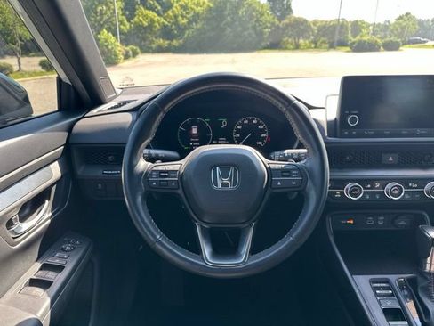 Used 2023 Honda CR-V Sport image 12