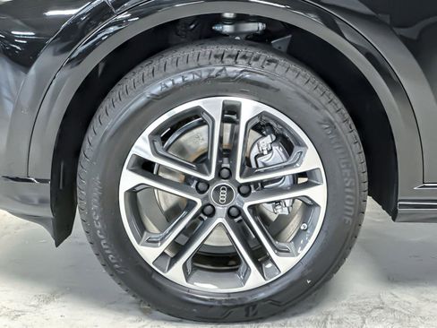 New 2025 Audi Q5 Premium image 25