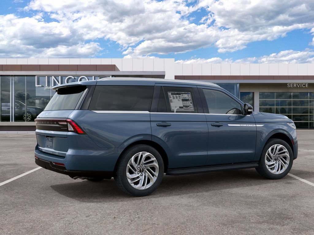 New 2027 Lincoln Navigator Premiere RWD image 6