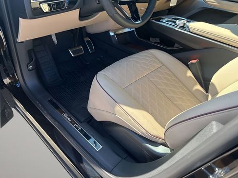 New 2026 Cadillac Lyriq Signature Luxury image 25