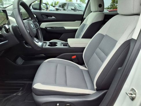 Used 2024 Honda Prologue EX image 25