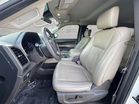 Used 2020 Ford Expedition XLT w/ Equipment Group 202A RWD image 19