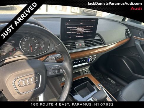 Used 2023 Audi Q5 2.0T Premium w/ Convenience Package image 12