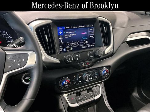 Used 2023 GMC Terrain SLT AWD/4WD image 6