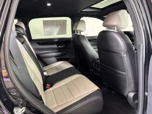 Used 2025 Honda CR-V Sport Touring image 5