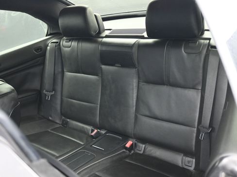 Used 2011 BMW M3 Convertible image 19