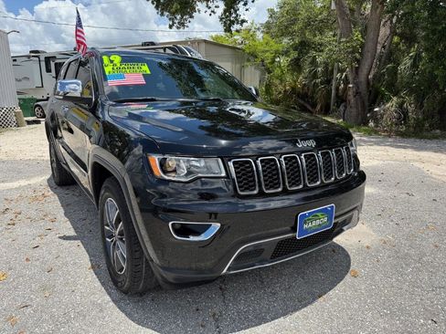 Used 2019 Jeep Grand Cherokee Limited image 1