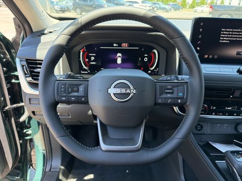 New 2026 Nissan Rogue Platinum AWD/4WD image 13