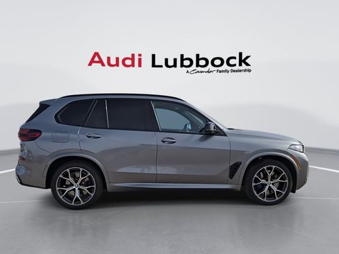 Used 2026 BMW X5 M60i image 9