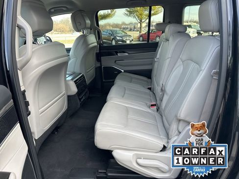 Used 2024 Jeep Wagoneer L Series II w/ Flexible Seating Group image 51