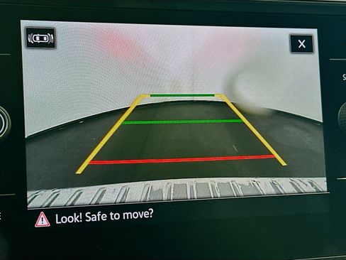 Used 2024 Volkswagen Tiguan Wolfsburg Edition image 22