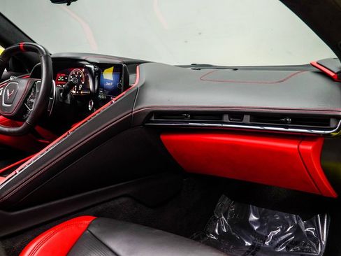 Used 2023 Chevrolet Corvette Stingray Premium Conv w/ Z51 Performance Package RWD image 24