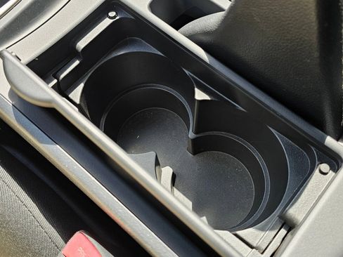 Used 2013 MAZDA MAZDA3 i Touring image 9