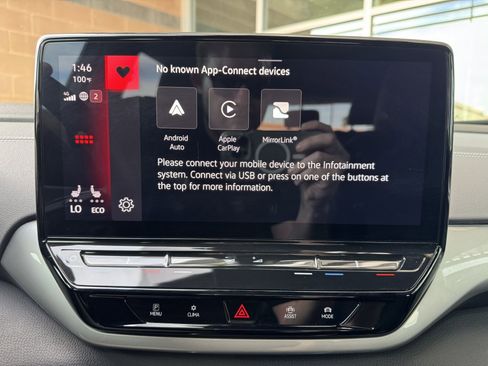 Used 2023 Volkswagen ID.4 Pro S Plus image 21