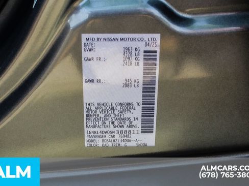 Used 2025 Nissan Altima 2.5 SV FWD image 40