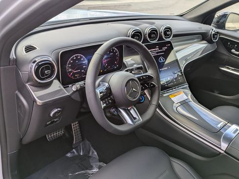 New 2025 Mercedes-Benz GLC 43 AMG 4MATIC image 11