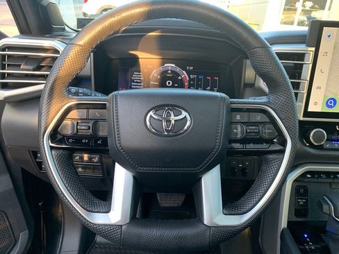 Used 2024 Toyota Tundra Platinum AWD/4WD image 22