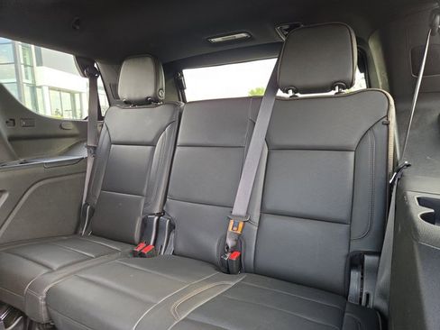 Used 2021 Chevrolet Tahoe High Country RWD image 17