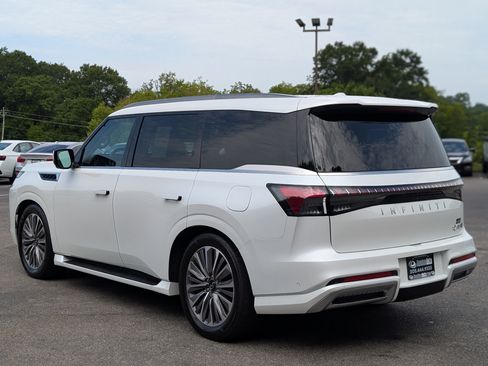 Used 2025 INFINITI QX80 Sensory AWD/4WD image 7