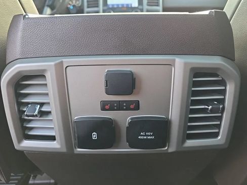 Used 2019 Ford F150 King Ranch w/ Equipment Group 601A Luxury AWD/4WD image 18