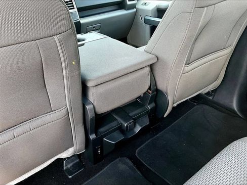 Used 2018 Ford F150 XLT AWD/4WD image 33