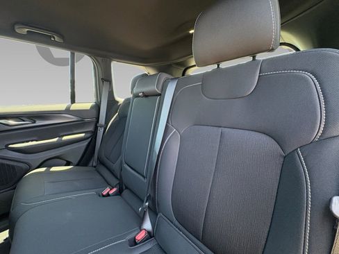New 2026 Jeep Grand Cherokee Laredo AWD/4WD image 3